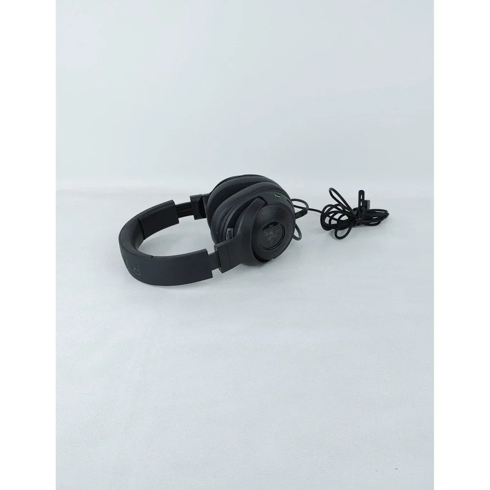 Razer Kraken Wired USB Gaming Headset: Lightweight Build black With Box